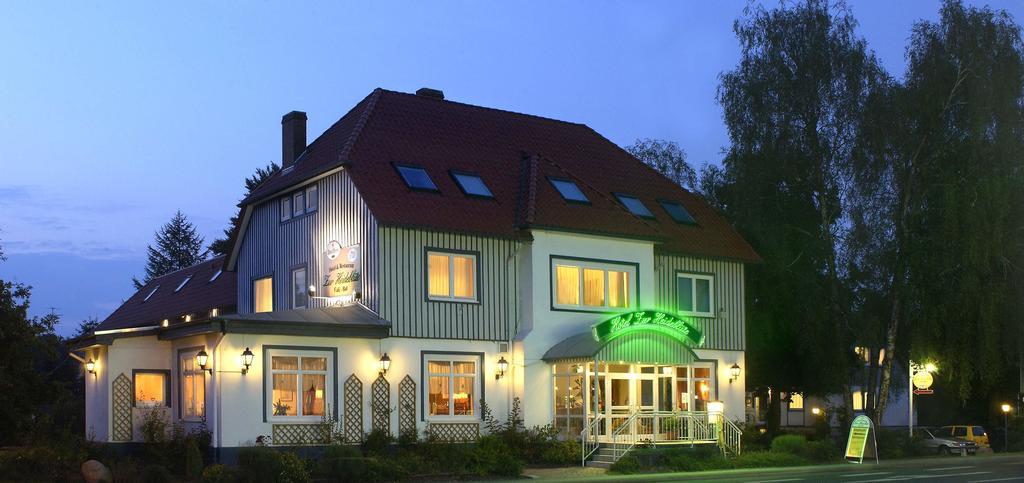 Hotel Zur Heidebluete Hambühren Εξωτερικό φωτογραφία